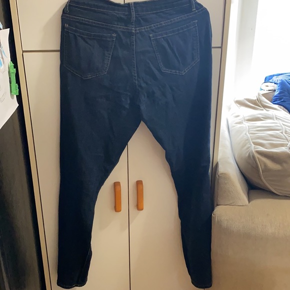 Skinny Jeans - Picture 4 of 6